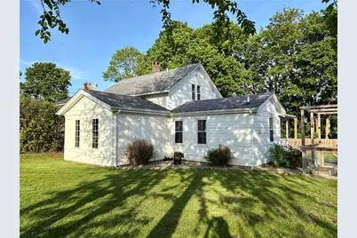 39 Union Street, East Greenwich, RI 02818 - Photo 1