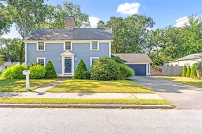 7 Massasoit Avenue, Pawtucket, RI 02861 - Photo 1