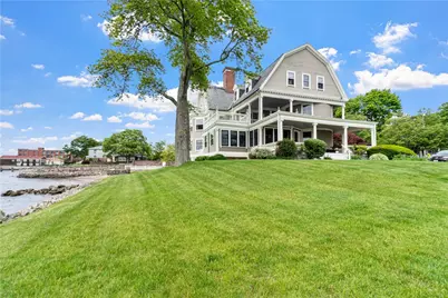 217 Hope Street #3, Bristol, RI 02809 - Photo 1