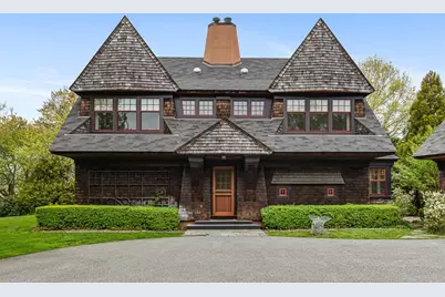 25 Walnut Street, Jamestown, RI 02835 - Photo 1