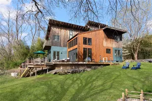 85 Gondola Ave, Jamestown, RI 02835 - Photo 1