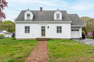 16 Sunset Ave, South Kingstown, RI 02879 - Photo 1