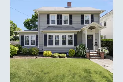 163 Oak Hill Avenue, Pawtucket, RI 02860 - Photo 1