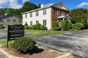 33 College Hill Rd, Warwick, RI 02886 - Photo 1