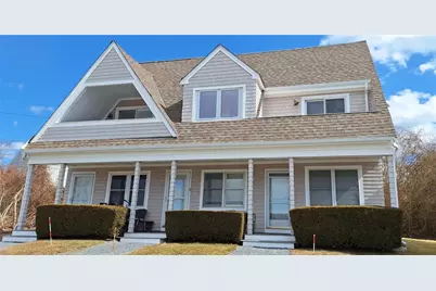 152 Tuckerman Avenue #3, Middletown, RI 02842 - Photo 1