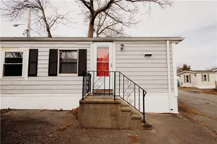 840 Forest Park Ave, Middletown, RI 02842 - Photo 1