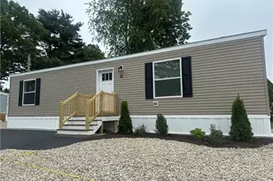 1346 Newport Ave, Attleboro, MA 02703 - Photo 1