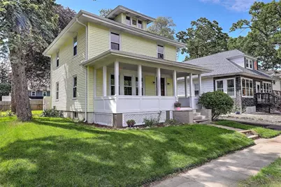 101 Knollwood Avenue, Cranston, RI 02910 - Photo 1