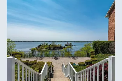 23 Bullocks Point Avenue #2/4C, East Providence, RI 02915 - Photo 1