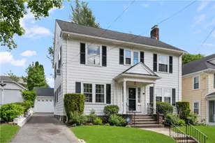 47 Lyndhurst Ave, Providence, RI 02908 - Photo 1