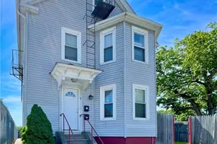 86 Edgemere Ave, Providence, RI 02909 - Photo 1
