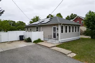 133 Broad St, Warwick, RI 02888 - Photo 1