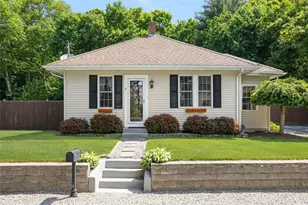 30 Lincoln St, Smithfield, RI 02917 - Photo 1