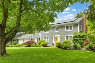 3 Ida Ct, Barrington, RI 02806 - Photo 1