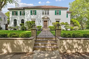 514 Blackstone Blvd, Providence, RI 02906 - Photo 1