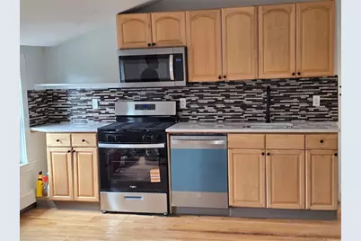 93 Bay View Avenue, Bristol, RI 02809 - Photo 1