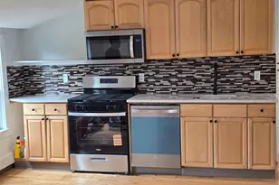 93 Bayview Ave, Bristol, RI 02809 - Photo 1