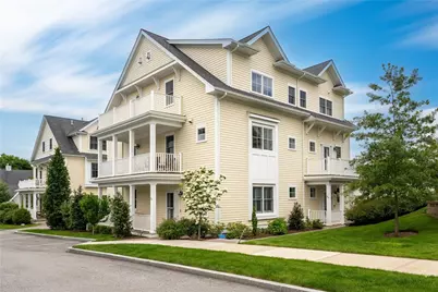 54 Kettle Point Avenue #54, East Providence, RI 02914 - Photo 1