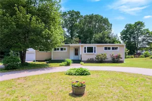 7 Stuart St, Westerly, RI 02891 - Photo 1