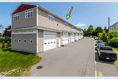 855 Aquidneck Avenue #2, Middletown, RI 02842 - Photo 1