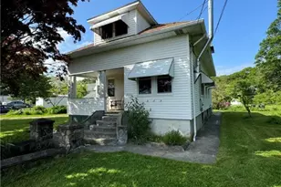 2690 Warwick Ave, Warwick, RI 02889 - Photo 1