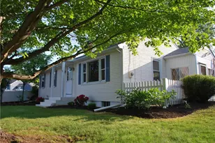 44 Quail St, Cumberland, RI 02864 - Photo 1