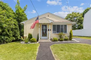 104 Harrington Ave, Warwick, RI 02888 - Photo 1