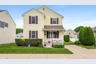 53 Hyde Avenue, Pawtucket, RI 02861 - Photo 1