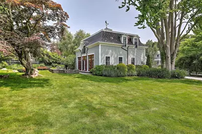 12 Howe Street, Bristol, RI 02809 - Photo 1