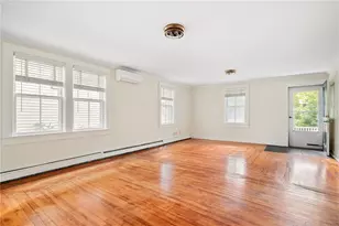 7 Marsh St, Newport, RI 02840 - Photo 1