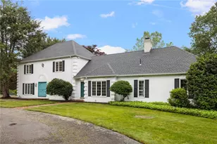 60 Huguenot Dr, East Greenwich, RI 02818 - Photo 1