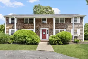 40 Prospect Ave, Narragansett, RI 02882 - Photo 1