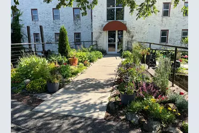 494 Woonasquatucket Avenue #304, North Providence, RI 02911 - Photo 1