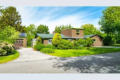 142 Honeyman Avenue, Middletown, RI 02842 - Photo 1