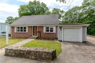 80 Westwood Rd, North Smithfield, RI 02896 - Photo 1