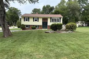 26 Orchard Ave, Smithfield, RI 02828 - Photo 1