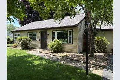 7 Hemlock Drive, Barrington, RI 02806 - Photo 1