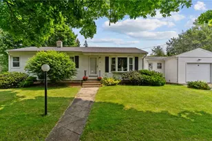 18 Lafazia Dr, Johnston, RI 02919 - Photo 1