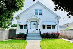 105 Overland Ave, Cranston, RI 02910 - Photo 1