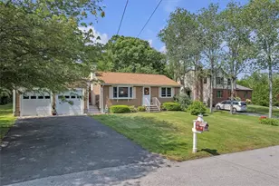 72 Saxony Ave, Tiverton, RI 02878 - Photo 1