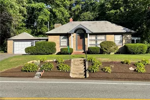 318 St Paul St, North Smithfield, RI 02896 - Photo 1