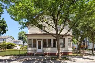 29 Ashton St, Providence, RI 02904 - Photo 1