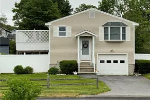 173 Center Ave, Middletown, RI 02842 - Photo 1