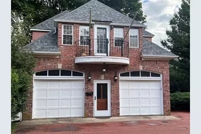 11 Admiral Kalbfus Road, Newport, RI 02840 - Photo 1