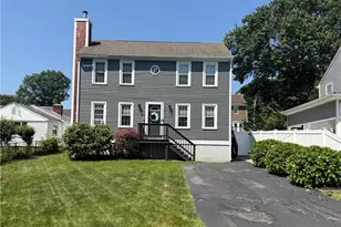 13 Cedar Dr, Bristol, RI 02809 - Photo 1