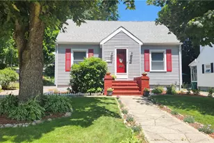 788 Cass Ave, Woonsocket, RI 02895 - Photo 1