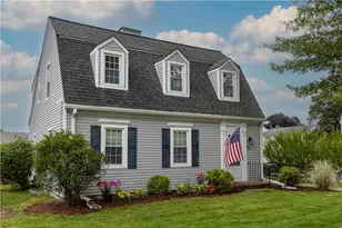 31 Bowen St, East Providence, RI 02916 - Photo 1