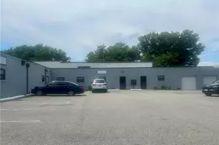 137 Newell Ave, Pawtucket, RI 02860 - Photo 1