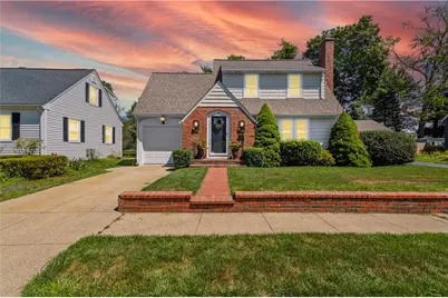 43 Dartmouth Avenue, East Providence, RI 02915 - Photo 1