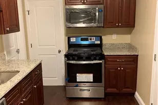 104 John St, Providence, RI 02906 - Photo 1